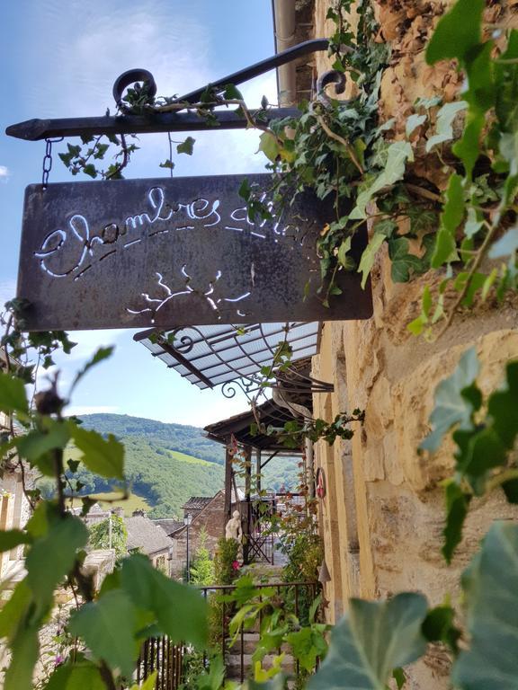 Les Hotes Du Lac, Chambres Et Tables D'Hotes Mandailles  Екстериор снимка